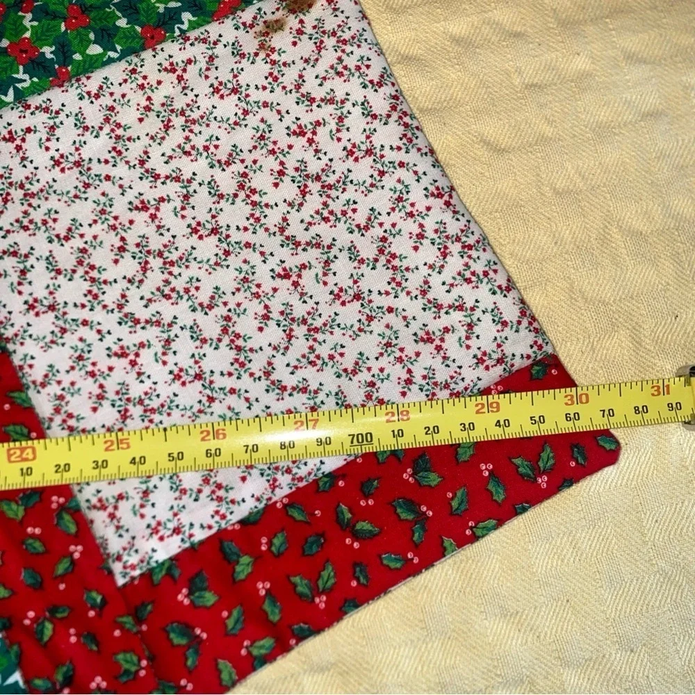 Quilted Christmas “NOEL” Petal Star Table Topper Centerpiece Reversible Vtg ~26